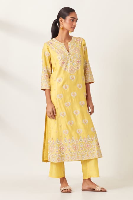 Buy Kora Yellow , Organza Embroidery, Tassels Aari Work Panelled Kurta Pant Set Online at Aza Fashions Buy_Kora_Yellow , Organza Embroidery, Tassels Aari Work Panelled Kurta Pant Set _Online_at_Aza_Fashions