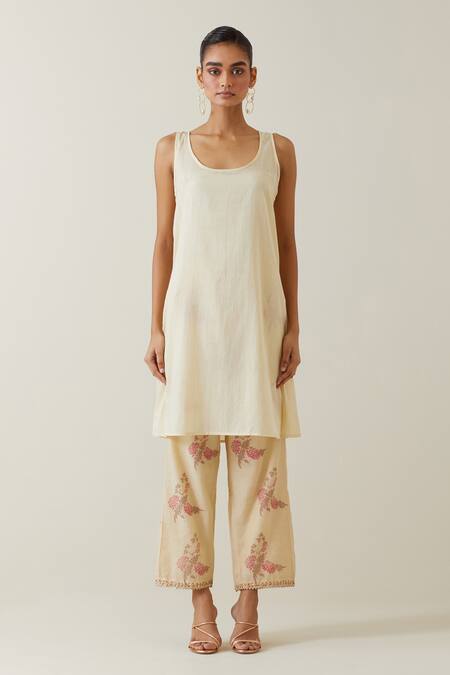 Kora Beige Cotton, Tissue, Chanderi Embroidery, Gota Short Printed Kurta Pant Set Online at Aza Fashions Kora_Beige Cotton, Tissue, Chanderi Embroidery, Gota Short Printed Kurta Pant Set _Online_at_Aza_Fashions