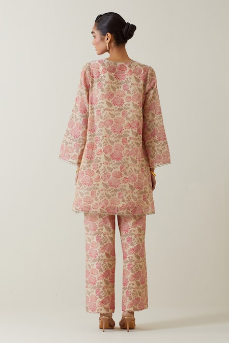 Shop Kora Beige Tissue, Chanderi, Cotton Embroidery Split V-neck Printed Kurta Pant Set at Aza Fashions Shop_Kora_Beige Tissue, Chanderi, Cotton Embroidery Split V-neck Printed Kurta Pant Set _at_Aza_Fashions