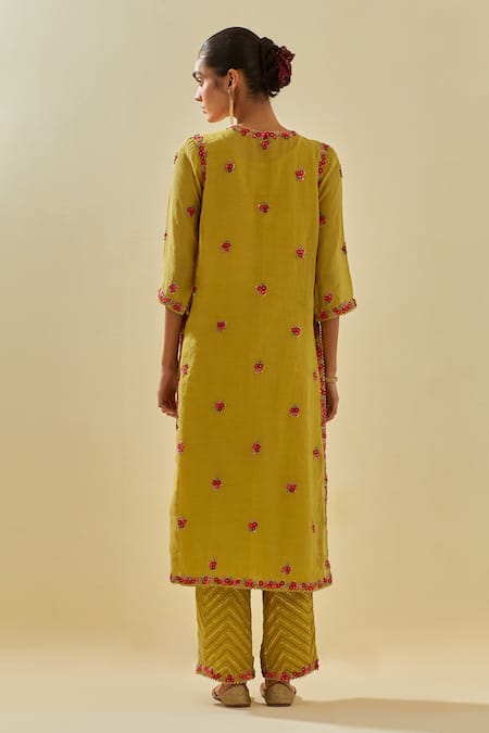 Shop Kora Yellow Tissue, Chanderi, Silk Organza Applique Embellished Kurta Pant Set at Aza Fashions Shop_Kora_Yellow Tissue, Chanderi, Silk Organza Applique Embellished Kurta Pant Set _at_Aza_Fashions