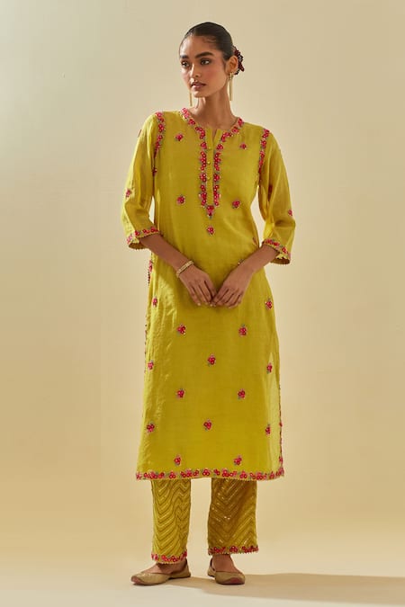 Buy Kora Yellow Tissue, Chanderi, Silk Organza Applique Embellished Kurta Pant Set Online at Aza Fashions Buy_Kora_Yellow Tissue, Chanderi, Silk Organza Applique Embellished Kurta Pant Set _Online_at_Aza_Fashions