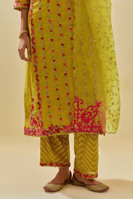 Buy Kora Yellow Tissue, Chanderi, Silk Organza Stripe Floral Applique Kurta Pant Set Online at Aza Fashions Buy_Kora_Yellow Tissue, Chanderi, Silk Organza Stripe Floral Applique Kurta Pant Set _Online_at_Aza_Fashions