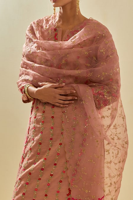 Shop Kora Pink Tissue, Chanderi, Silk Organza Beads, Zari, Flower Applique Kurta Pant Set Online at Aza Fashions Shop_Kora_Pink Tissue, Chanderi, Silk Organza Beads, Zari, Flower Applique Kurta Pant Set _Online_at_Aza_Fashions