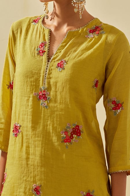 Buy Kora Yellow Tissue, Silk Organza, Cotton, Floral Applique Cluster Kurta Pant Set Online at Aza Fashions Buy_Kora_Yellow Tissue, Silk Organza, Cotton, Floral Applique Cluster Kurta Pant Set _Online_at_Aza_Fashions