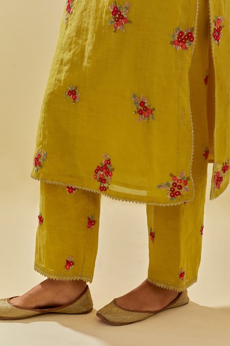 Shop Kora Yellow Tissue, Silk Organza, Cotton, Floral Applique Cluster Kurta Pant Set Online at Aza Fashions Shop_Kora_Yellow Tissue, Silk Organza, Cotton, Floral Applique Cluster Kurta Pant Set _Online_at_Aza_Fashions