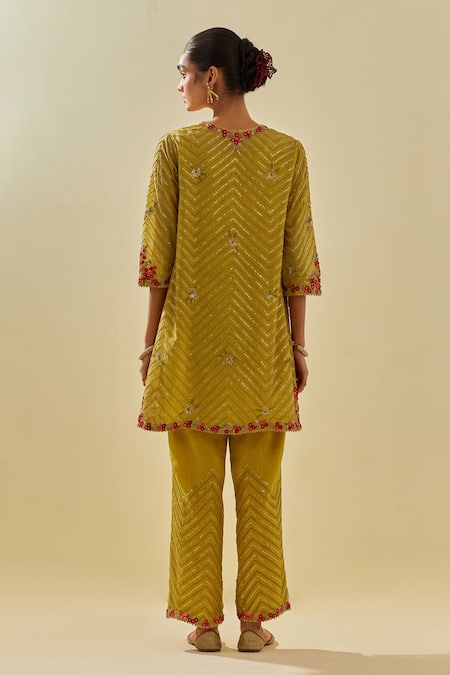 Shop Kora Yellow Tissue, Chanderi, Silk Organza Embroidered Chevron Short Kurta Pant Set at Aza Fashions Shop_Kora_Yellow Tissue, Chanderi, Silk Organza Embroidered Chevron Short Kurta Pant Set _at_Aza_Fashions