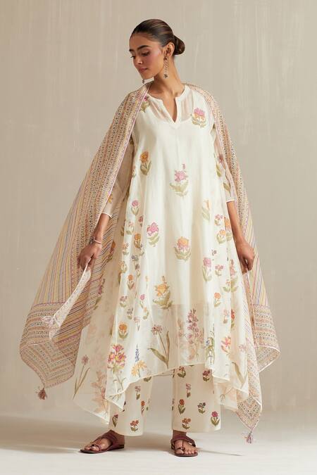 Shop_Upavita_Off White Cotton, Chanderi Floral Hand Block Print Asymmetric Anarkali Set _Online_at_Aza_Fashions