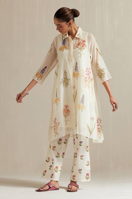 Buy_Upavita_Off White Cotton, Chanderi Floral Hand Block Print A-line Short Kurta Set _Online_at_Aza_Fashions