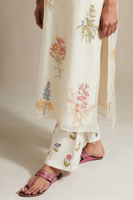 Upavita_Off White Cotton, Chanderi Embroidery Floral Hand Block Print Straight Kurta Set _at_Aza_Fashions