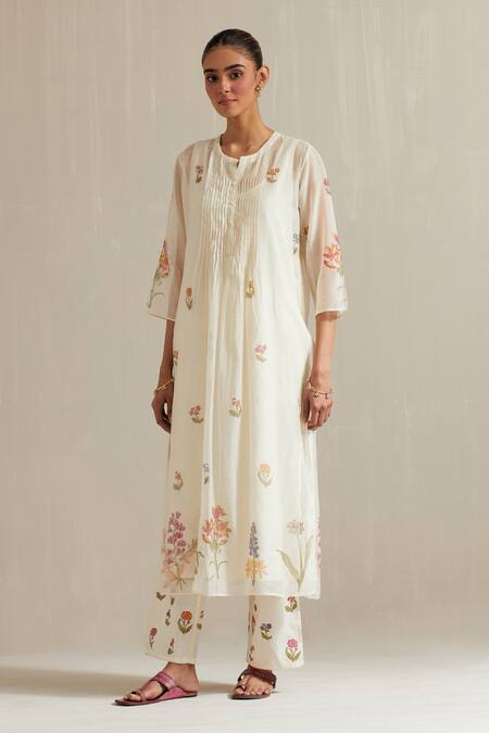 Shop_Upavita_Off White Cotton, Chanderi Floral Hand Block Print Straight Kurta Pant Set _Online_at_Aza_Fashions