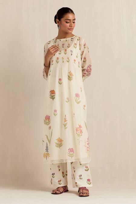 Upavita_Off White Cotton, Chanderi Embroidery, Floral Hand Block Print Kurta Pant Set _Online_at_Aza_Fashions