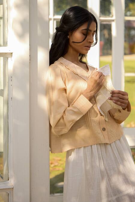 Buy_Banera_Peach Cotton Embroidery, Cut Work Collared Elanor Threadwork Bodice Top _Online_at_Aza_Fashions