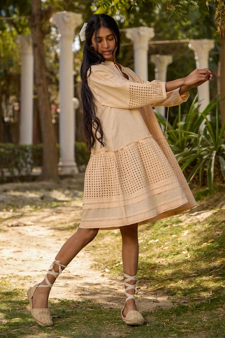 Banera_Peach Cotton Slub Schiffli Mandarin Collar Louisa Pattern Tunic _Online_at_Aza_Fashions