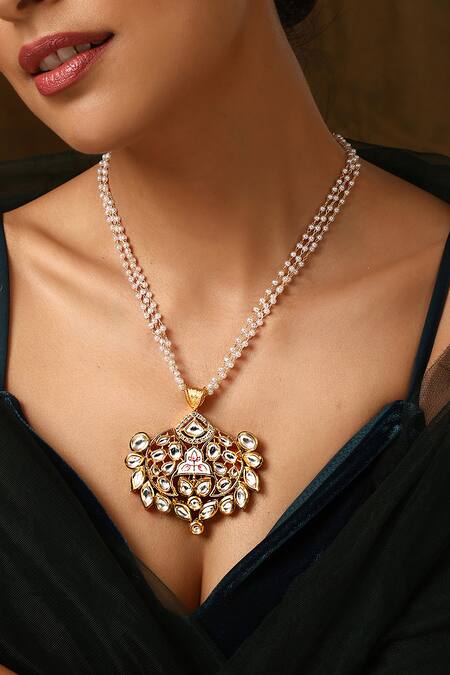 Swabhimann_Gold Plated Kundan Floral Pendant Necklace _Online_at_Aza_Fashions