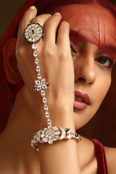 Swabhimann_Green Beads, Diamonds Floral Cutwork Polki Haathphool _Online_at_Aza_Fashions