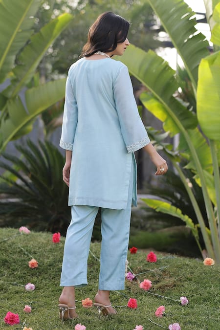 Shop_Chrkha_Green Cotton Satin, Chanderi Silk, Linen Sequins, Honeycomb Kurta Pant Set _at_Aza_Fashions