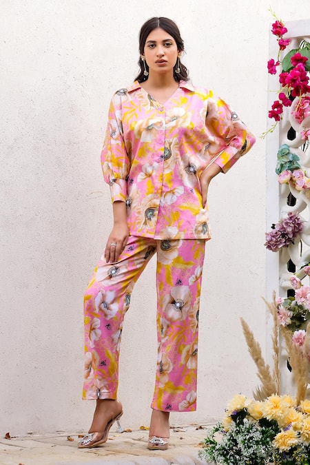 Chrkha Floral Print Shirt With Pant 