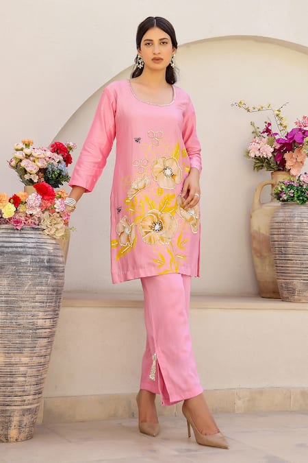 Buy_Chrkha_Pink Cotton Satin, Chanderi Silk Beads, Sequins, Floral Print Kurta Pant Set _Online_at_Aza_Fashions