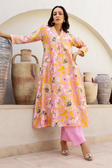 Chrkha Floral Print A-Line Kurta Pant Set 