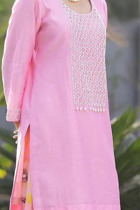 Buy Chrkha Pink Silk, Gota Patti, Honeycomb Kurta Sharara Set Buy_Chrkha_Pink Silk, Gota Patti, Honeycomb Kurta Sharara Set