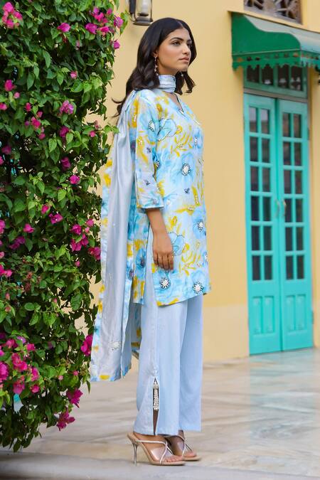 Shop_Chrkha_Blue Cotton Satin, Chanderi Floral Honeycomb Print Kurta Straight Slit Pant Set _Online_at_Aza_Fashions