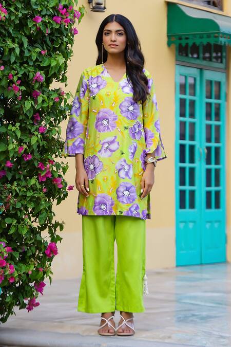 Chrkha_Green Cotton Satin, Chanderi Silk Sequins, Floral Print And Kurta Pant Set _Online_at_Aza_Fashions