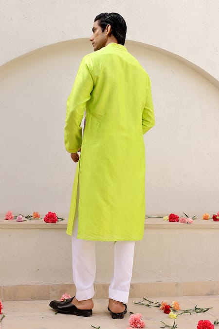 Chrkha Floral Placement Print Kurta Pant Set 