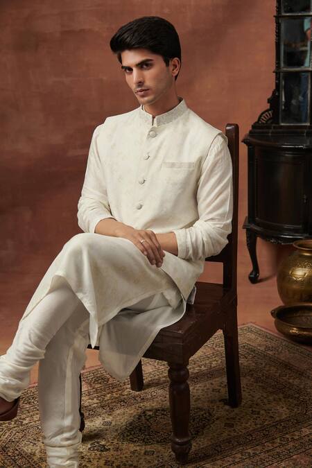 Saundh_Ivory Silk Textured Bundi_at_Aza_Fashions