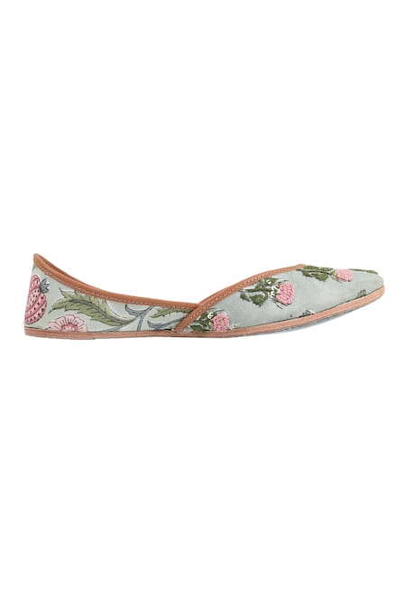 Imlee Jaipur_Green Sweet William Print Juttis _Online_at_Aza_Fashions