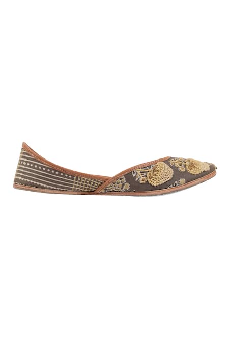 Imlee Jaipur_Brown Embroidered Yarrow Floral Print Juttis _Online_at_Aza_Fashions