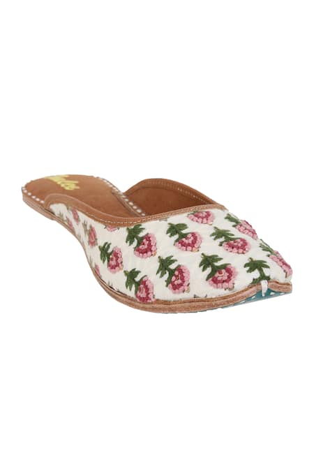 Buy_Imlee Jaipur_Off White Embroidered Foxglove Print Open Back Juttis _Online_at_Aza_Fashions