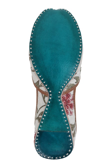 Imlee Jaipur_Off White Embroidered Desert Rose Print Moccasin Jutti _at_Aza_Fashions