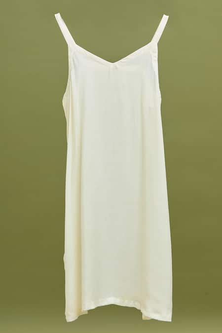 Buy_Jyoti Bansal_Yellow Chanderi, Cotton, Kota Doria Embroidery Split V-neck Floral Kurta Set 