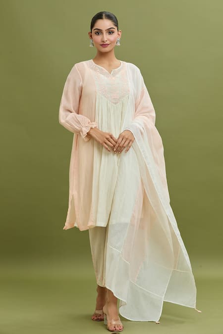 Buy_Jyoti Bansal_Peach Chanderi, Cotton, Kota Doria Embroidery, Tassels Floral Yoke Kurta Set _Online_at_Aza_Fashions