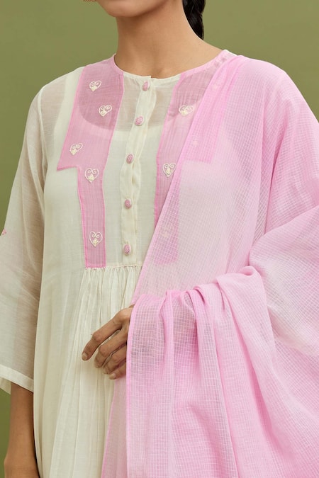 Shop_Jyoti Bansal_Off White Chanderi, Cotton, Kota Doria Embroidery Round Placement Kurta Set _Online_at_Aza_Fashions
