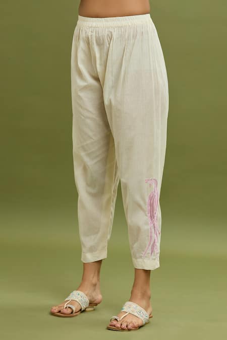 Jyoti Bansal_Off White Chanderi, Cotton, Kota Doria Embroidery Round Placement Kurta Set _at_Aza_Fashions