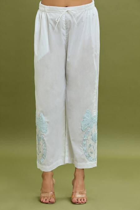 Jyoti Bansal White Kota Doria, Cotton Embroidery Round Neck Thread Kurta And Pant Set at Aza Fashions Jyoti Bansal_White Kota Doria, Cotton Embroidery Round Neck Thread Kurta And Pant Set _at_Aza_Fashions