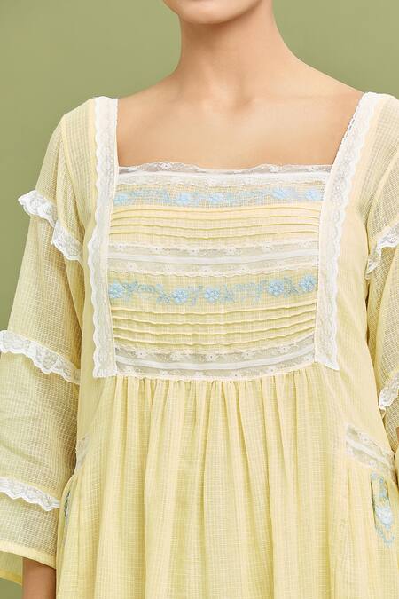 Jyoti Bansal_Yellow Kota Doria Lace Square Neck Thread Embroidered Dress _at_Aza_Fashions