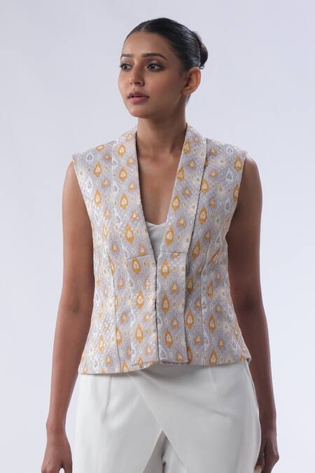 Kommal Sood_Off White Jacquard Embroidered Sequin Waist Coat With Cut-out Trouser  _Online_at_Aza_Fashions