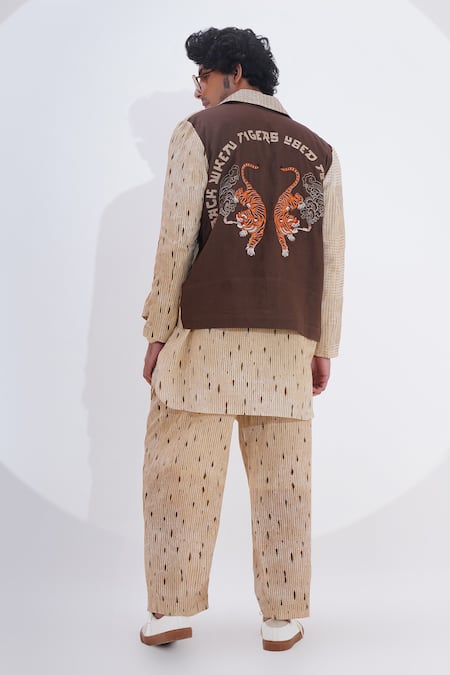 Jajaabor Printed Stripe Shirt & Pant Set 