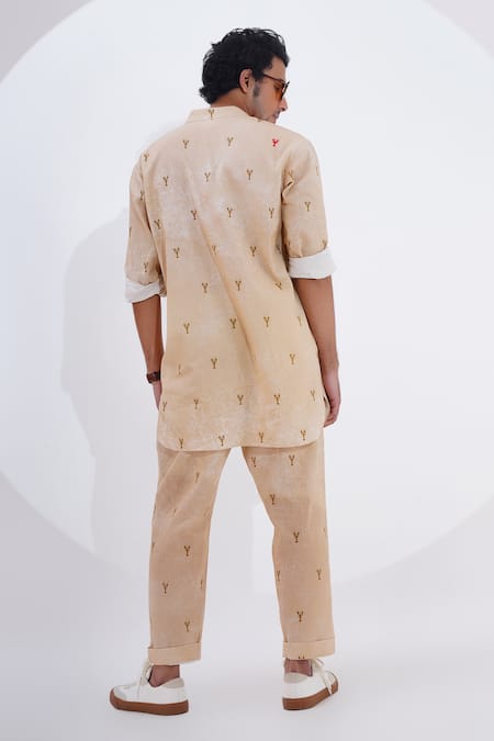 Jajaabor Linen Lobster Print Kurta With Pant 