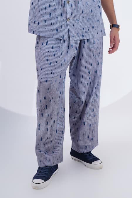 Buy Jajaabor Grey Linen Print Abstract Geometric Shirt With Pant Online at Aza Fashions Buy_Jajaabor_Grey Linen Print Abstract Geometric Shirt With Pant _Online_at_Aza_Fashions