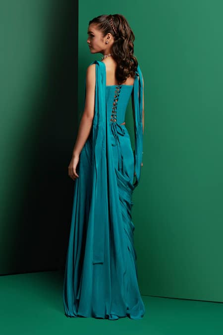 Shop K & A By Karishma And Ashita Green Crepe Embroidery Sweetheart Neck Solid Pre-draped Saree With Corset at Aza Fashions Shop_K & A By Karishma And Ashita_Green Crepe Embroidery Sweetheart Neck Solid Pre-draped Saree With Corset _at_Aza_Fashions