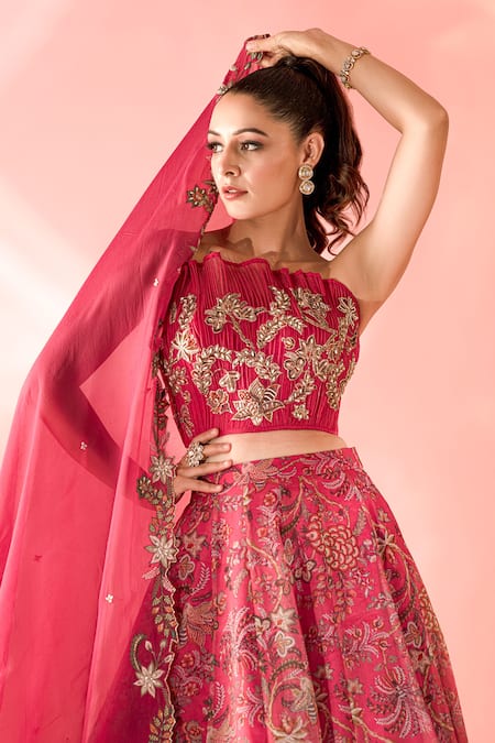 Label Astha Chhabra Pink Organza Embroidery Round Neck Flower Vine Print Lehenga Set Online at Aza Fashions Label Astha Chhabra_Pink Organza Embroidery Round Neck Flower Vine Print Lehenga Set _Online_at_Aza_Fashions