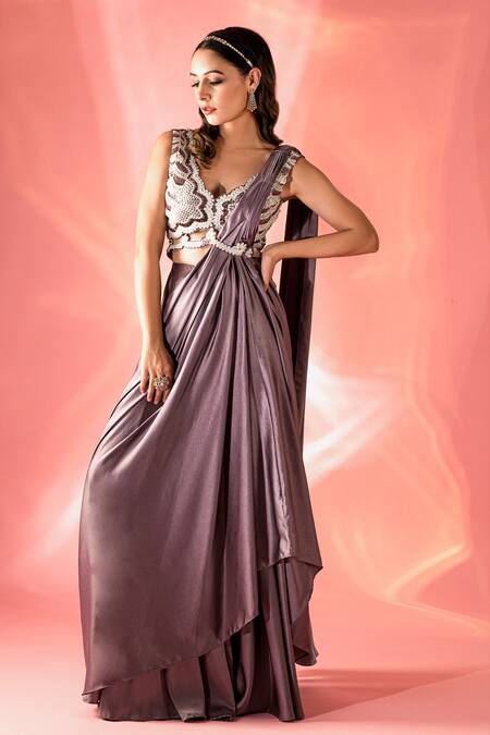 Label Astha Chhabra Purple Organza, Satin Crystals Scoop Pre-stitched Saree With Embroidered Blouse at Aza Fashions Label Astha Chhabra_Purple Organza, Satin Crystals Scoop Pre-stitched Saree With Embroidered Blouse _at_Aza_Fashions