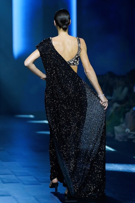 Ritika Mirchandani Nirvana Pinwheel Pre-Draped Saree With Blouse 