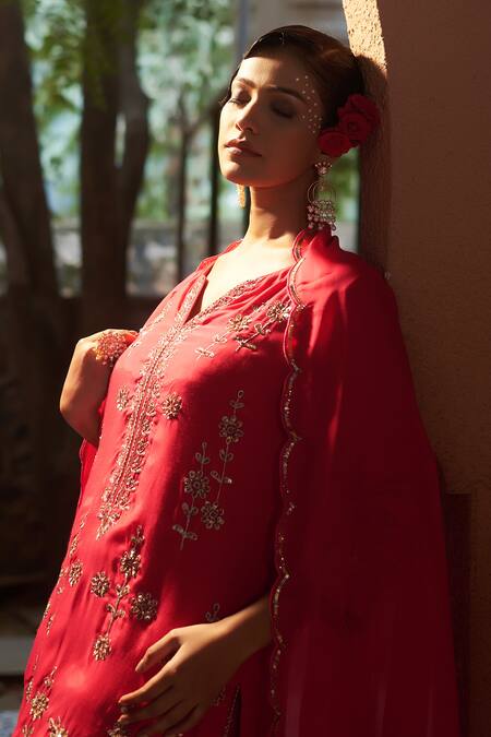 Buy_Sonia Khatri_Pink Cotton, Organza Pearls, Dahlia Floral And Embroidered Kurta Sharara Set 