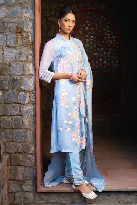 Buy Sonia Khatri Blue Organza Sequins, Cut Work, Zari, Celestial Floral Applique Kurta Pant Set Online at Aza Fashions Buy_Sonia Khatri_Blue Organza Sequins, Cut Work, Zari, Celestial Floral Applique Kurta Pant Set _Online_at_Aza_Fashions