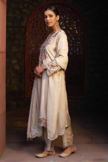 Shop Sonia Khatri Beige Denim, Silk, Organza Cut Work, Embroidery, Paisley Floral Kurta Pant Set Online at Aza Fashions Shop_Sonia Khatri_Beige Denim, Silk, Organza Cut Work, Embroidery, Paisley Floral Kurta Pant Set _Online_at_Aza_Fashions