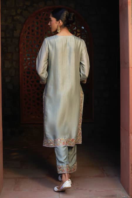 Sonia Khatri Floral Bloom Embroidered Kurta With Pant 